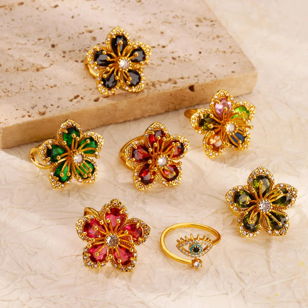 Anelli di fiori colorati con zirconi per le donne Anello floreale in acciaio inossidabile color oro Elegante regalo di gioielli estetici per matrimoni di lusso