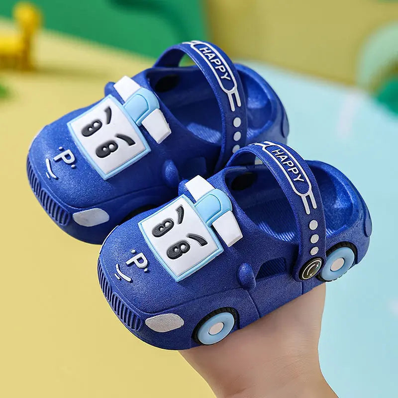 Estate nuovi bambini sandali vuoti bambino simpatico cartone animato auto pantofole per la casa ragazzi scarpe da spiaggia antiscivolo traspiranti scarpe morbide per ragazze