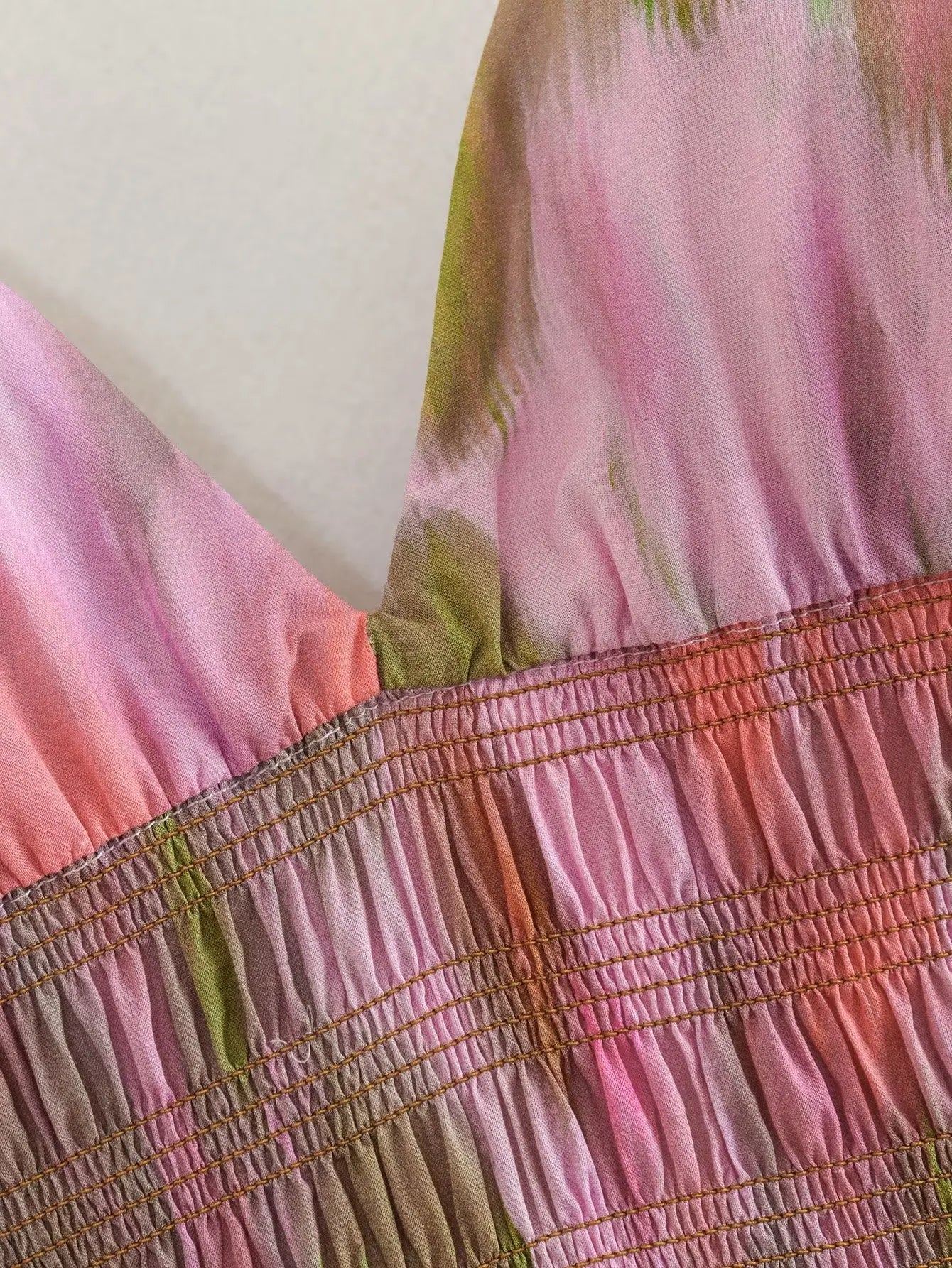 Abito senza schienale con elastico in vita stampato alla moda Abito da donna con lacci Cinghie vintage con scollo a V Abiti midi da spiaggia chic per le vacanze femminili