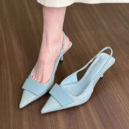 Sandales d'été 2026 pour femme à talon haut, chaussures élégantes à bout pointu avec bride arrière, design tendance pour banquets et fêtes