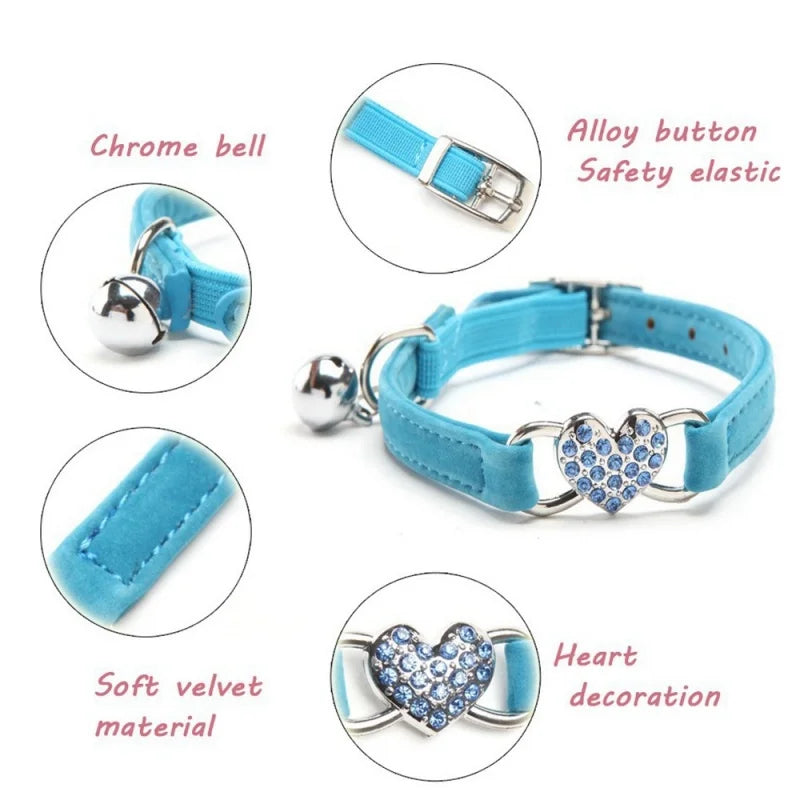 Collare per gatti a forma di cuore con campanello, elastico e regolabile, in morbido velluto con cristalli, per gattini e cuccioli, accessori per animali domestici