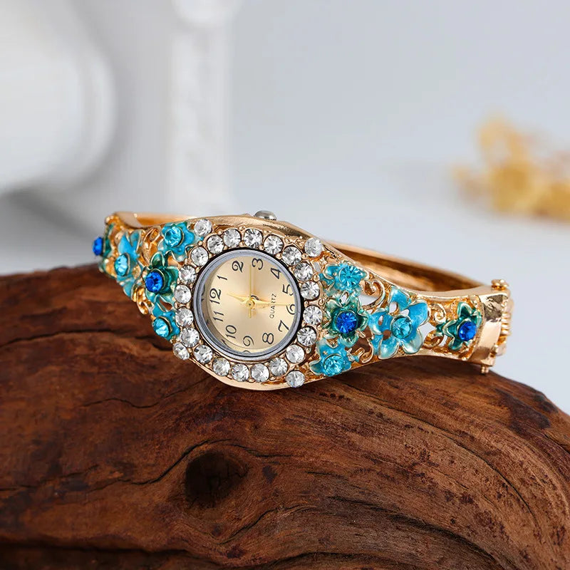 Orologi da donna Orologio al quarzo con strass in acciaio inossidabile Orologio da donna con fiore alla moda Bracciale vintage Elegante orologio da polso zegarek damski