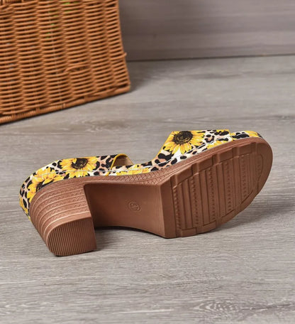 Sandales d'été légères à talons hauts pour femmes, nouvelles sandales élégantes à bout ouvert et talon épais, mules décontractées à bride arrière pour femmes 2026