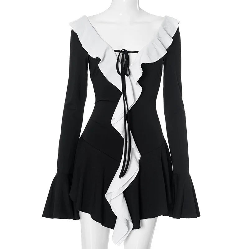 Abito corto sexy con volant patchwork bianco nero Abito corto da donna con maniche lunghe svasate con lacci Mini abiti da festa da sera Donna Blu Rosa Rosso