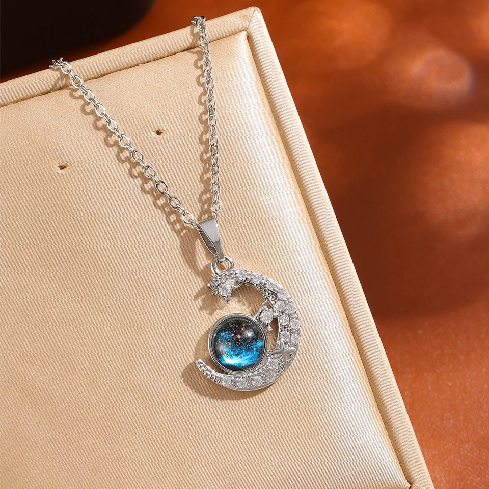 Collana di lusso leggera in acciaio al titanio con serie Star per donna, colore oro, pianeta, luna, astronauta, collane con ciondolo, gioielli, regali