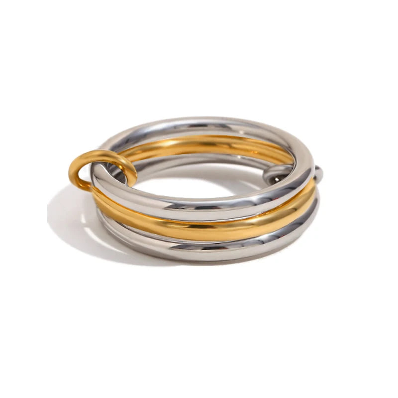 Un anello di gioielli in rame a quattro anelli bicolore di nicchia, ipoallergenico, stile Ins, artefatto impilabile, adatto per gioielli di giovani donne
