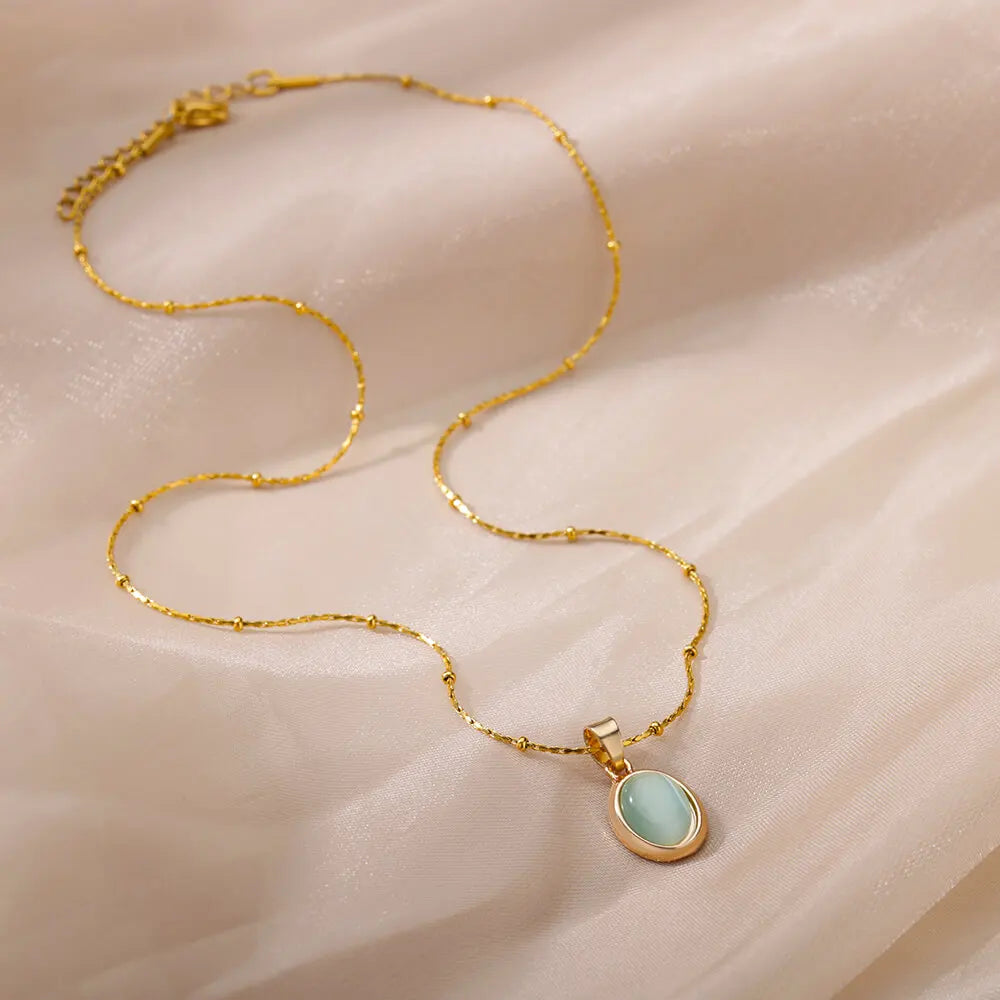 Collana ovale in pietra opale di moda per donna Collana con ciondolo in pietra ovale color oro in acciaio inossidabile Regalo di gioielli estetici per matrimonio