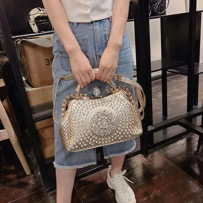 Borsa a tracolla di alta qualità da donna estate 2024 nuova borsa a tracolla di nicchia con texture esplosiva borsa di grande capacità tempestata di diamanti