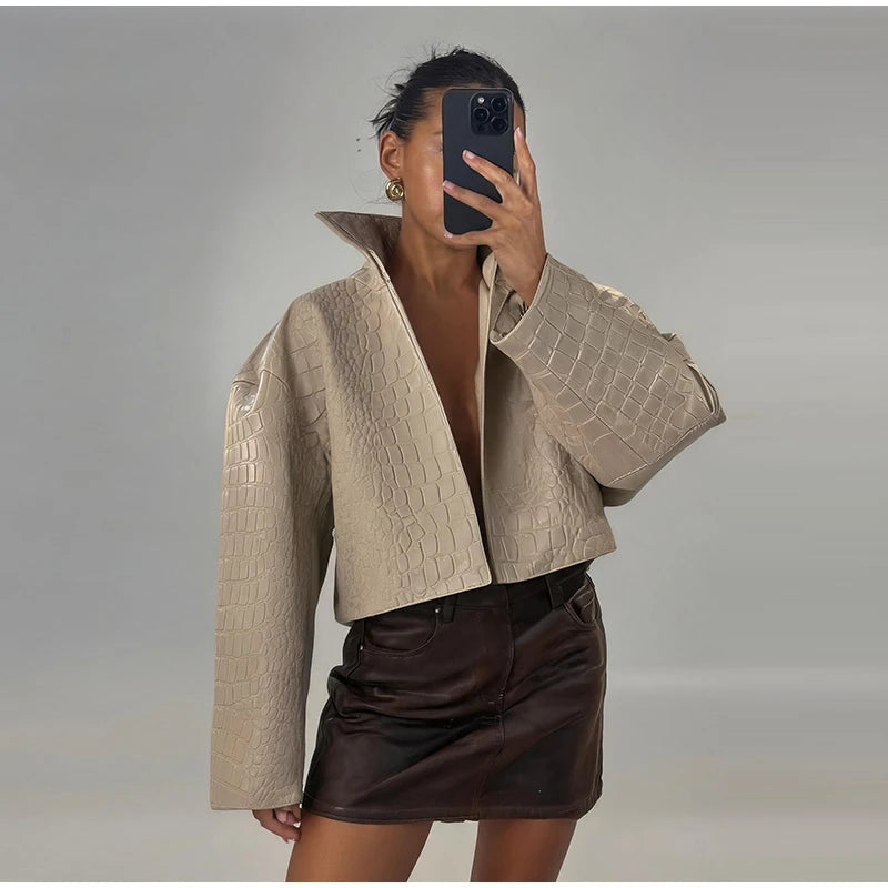Giacca da donna in pelle PU tinta unita con colletto alla coreana e bottoni, cerniere, cappotto da donna, moda autunno 2026, capospalla femminile streetwear