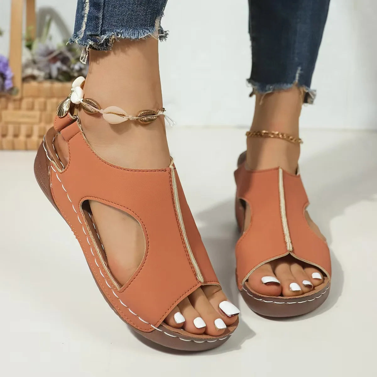 Damen Keilsandalen Plateauschuhe aus Kunstleder Peep Toe Sommer Casual Strandsandalen mit Klettverschluss Bequeme Wanderschuhe Mode Damen Sommer Elegant