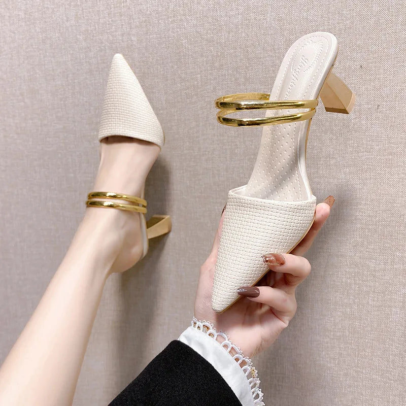 Sandali Estivi da Donna con Punta, Eleganti e Confortevoli, con Tacco Alto, Bicolore, Ciabatte a Mezzo Piede 2026