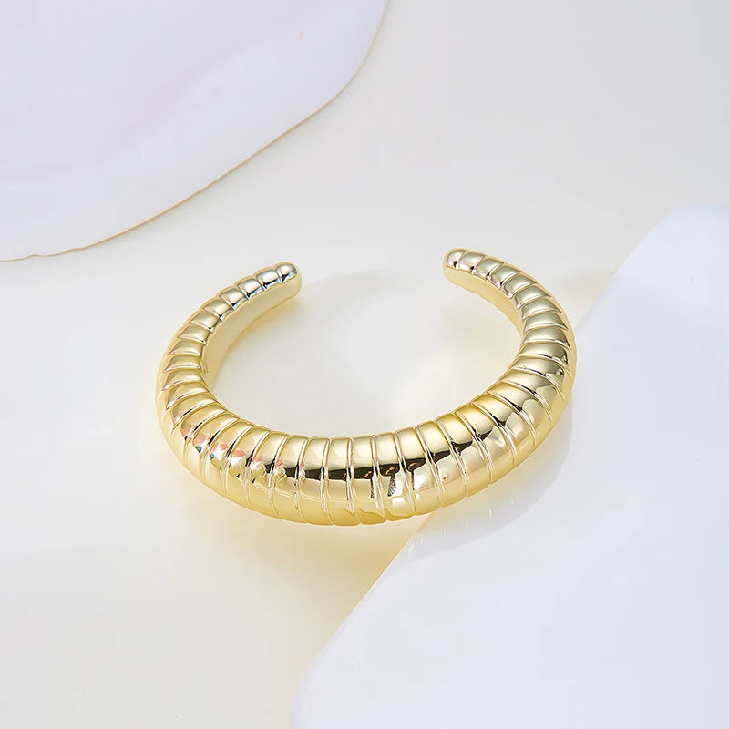 Bracelets irréguliers exagérés de mode pour femmes, simples, Hip Hop, Rock, personnalité, manchette en plastique, bijoux tendance