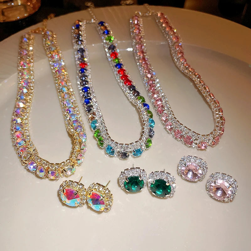 Orecchini a bottone con collana di strass verdi di lusso per le donne collane con Choker di cristallo Set di gioielli per banchetti di matrimoni di moda da donna