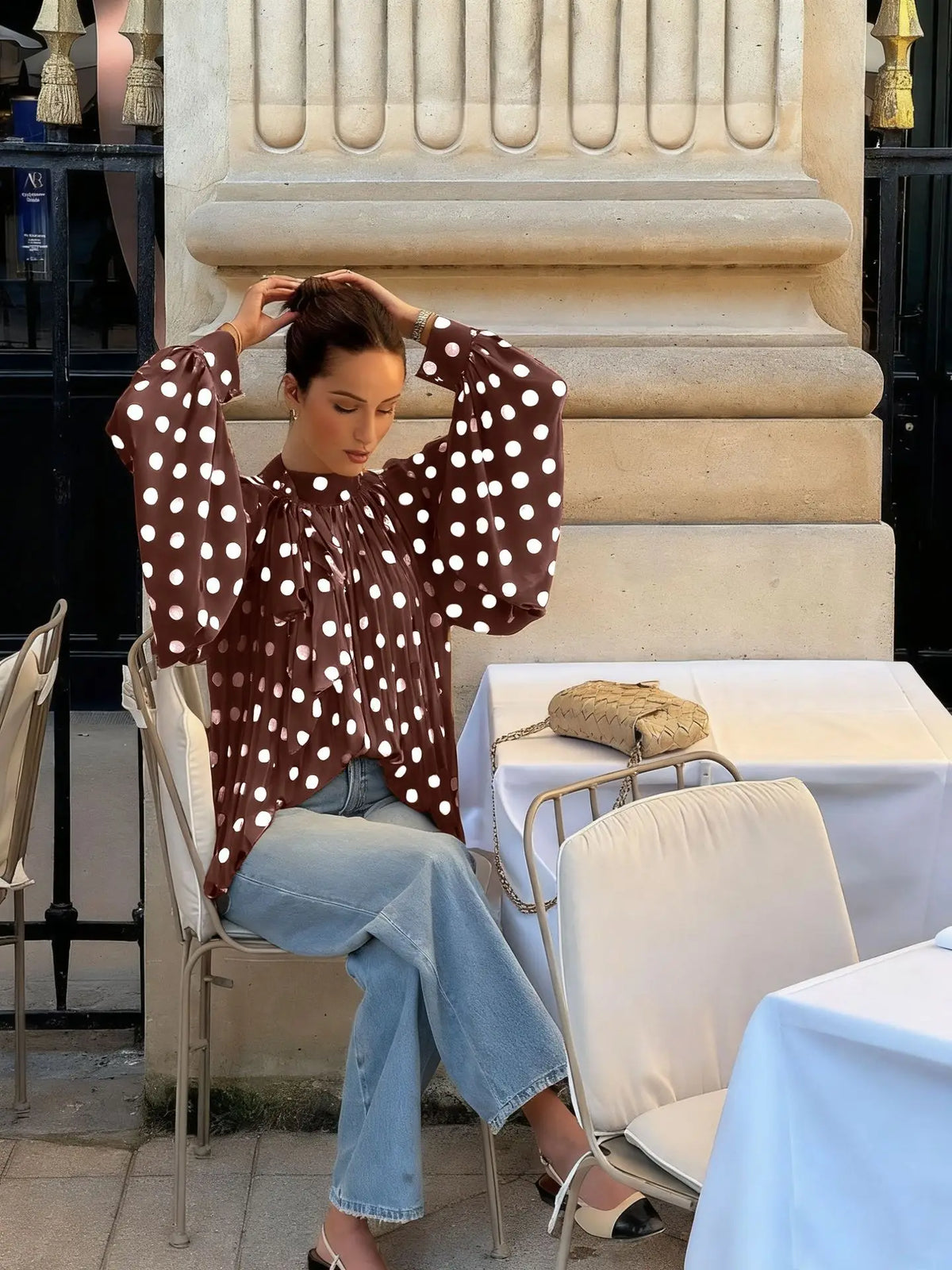 Elegante Camicia Retrò a Pois con Lacci da Donna, Maniche Lunghe a Lanterna, Trasparente e Scavata, Blusa Larga 2026, Top da Donna per il Quotidiano e il Lavoro