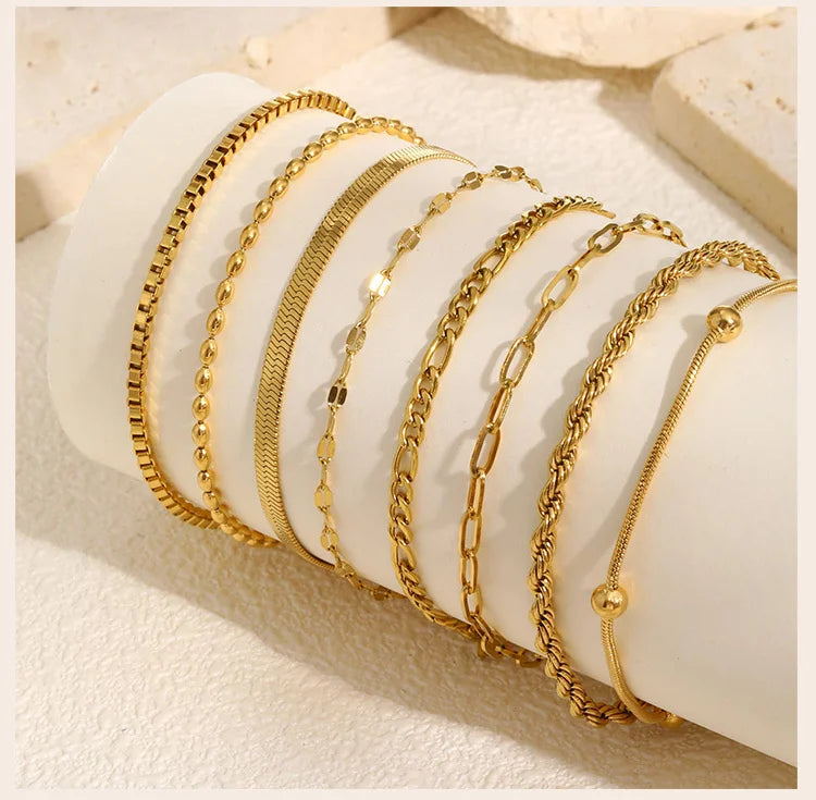 Bracciale in Acciaio Inossidabile Placcato Oro, Non Ossida, Impilabile per Donne, Sottile Catena a Spina di Pesce, Gioiello Impermeabile, Regalo