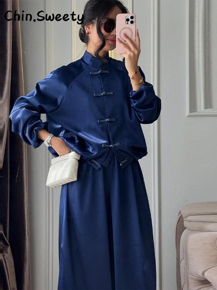 Completo Casual da Donna in Raso con Bottoni a Rana, Giacca a Collo Alto a Maniche Lunghe e Pantaloni a Lanterna Larghi, Moda Autunno 2026