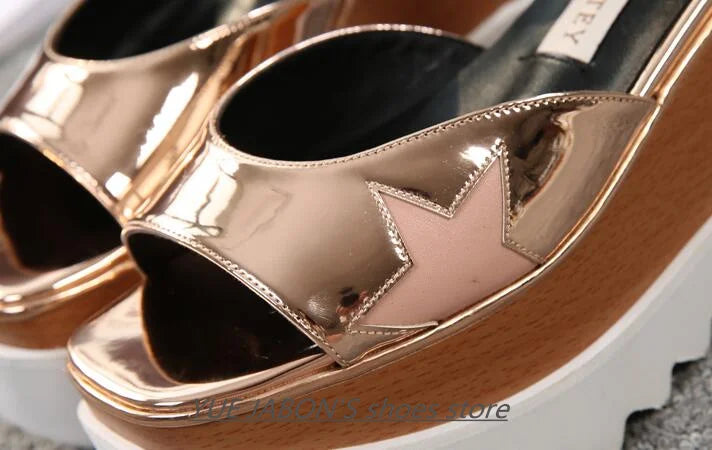 Genuine Leather Buckle Strap Sandals Breathable Sneakers Stars women summer rivets shoes Korean Style Platform Casual Shoes