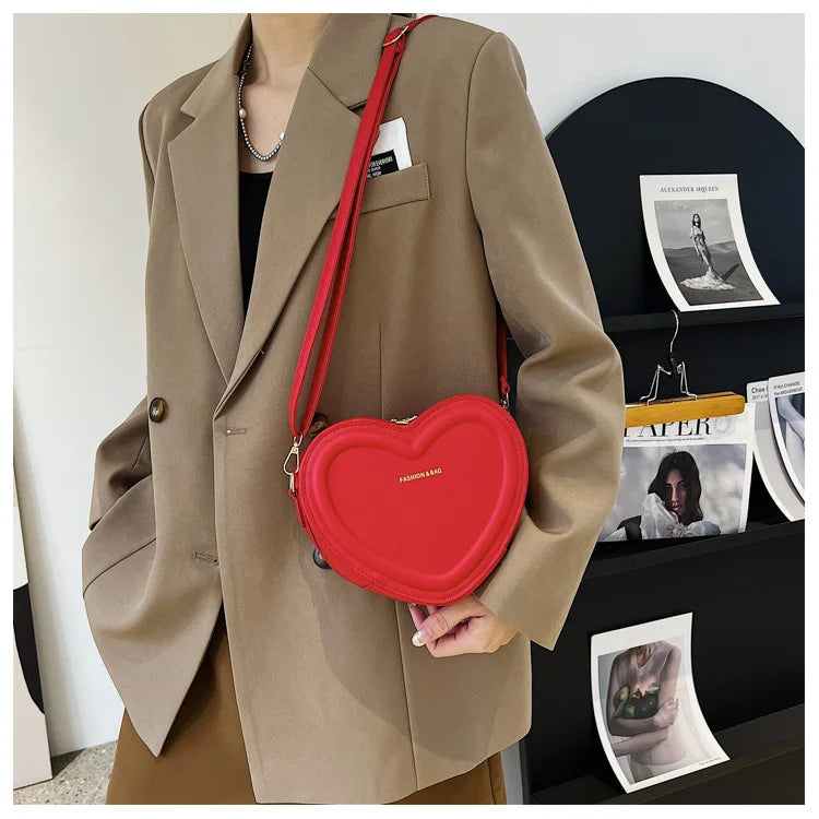 Borse a tracolla a forma di cuore di vendita calda per le borse a tracolla in pelle PU solida da donna