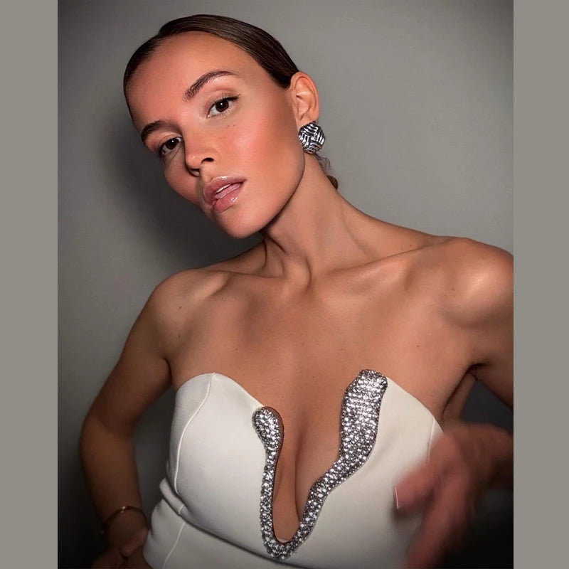 Mini abito da donna sexy con strass senza maniche senza schienale sottile pacchetto anca tubo abiti da festa femminili 2025 Summer Bar Club Lady Gown