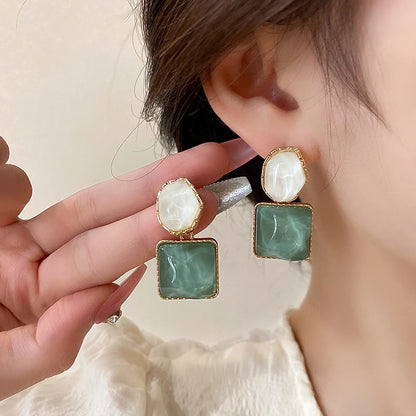 Orecchini Geometrici Asimmetrici Quadrati e Rotondi per Donne, Orecchini in Resina Colorata, Gioielli Estivi alla Moda per Ragazze