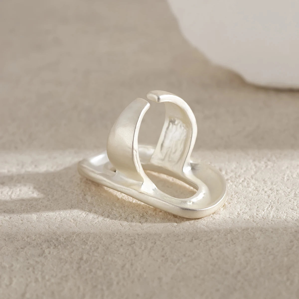 Anelli ovali geometrici grandi scavati esagerati per le donne Anelli opachi regolabili creativi per le dita Gioielli di dichiarazione di moda per ragazze