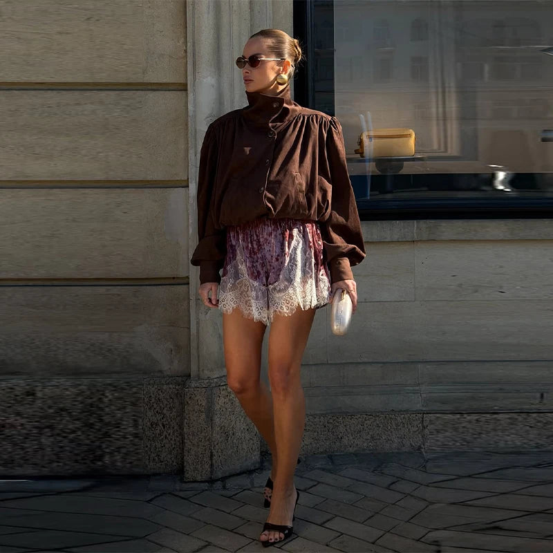 Pantaloncini Corti in Velluto con Inserti in Pizzo Sexy, Vita Alta Elastica, Mini Shorts Larghi da Donna, Nuova Collezione Estiva 2026, Streetwear Femminile