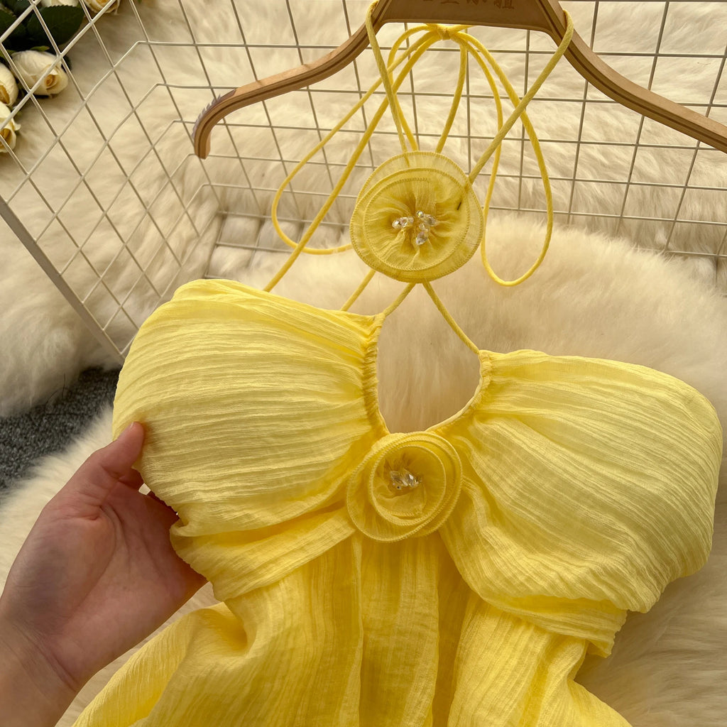 Elegante dolce vita alta scava fuori asimmetrico fiore tridimensionale abito halter vacanza sottile abiti estivi da festa per donna