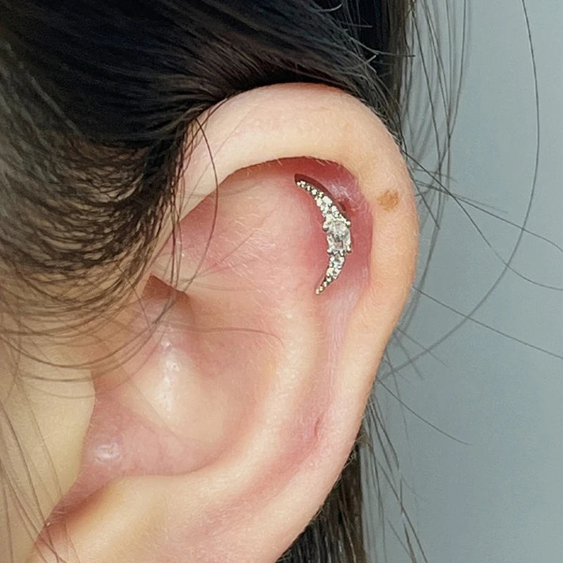 1PC 316L Geometria dell'acciaio inossidabile Orecchini con perno per le donne Moda Star Moon Lobe Daith Helix Cartilagine Orecchino Gioielli penetranti
