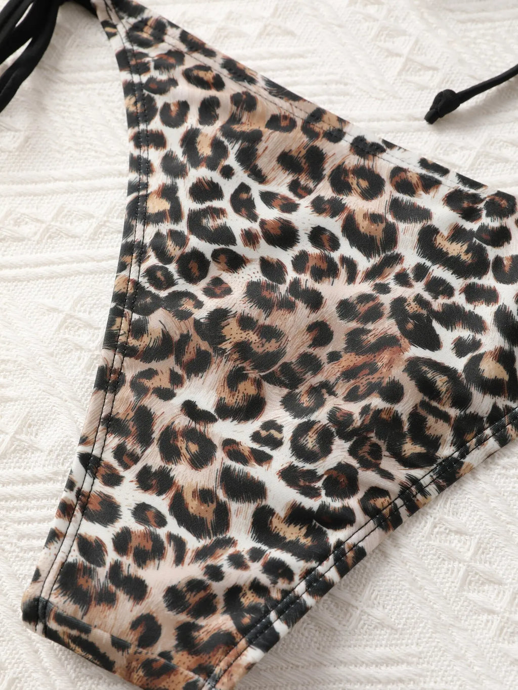 Maillot de bain plissé sexy sans dos Shencai, motif zèbre, design échancré, transfrontalier Europe et Amérique, maillot de bain échancré.