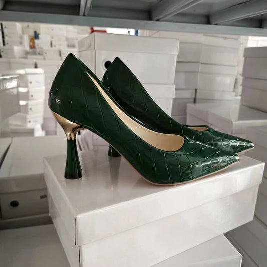 Tacchi alti Casual classici scozzesi verdi nuovo modello scarpe Oversize moda In rilievo In primavera ed estate 2023 décolleté scarpe da donna