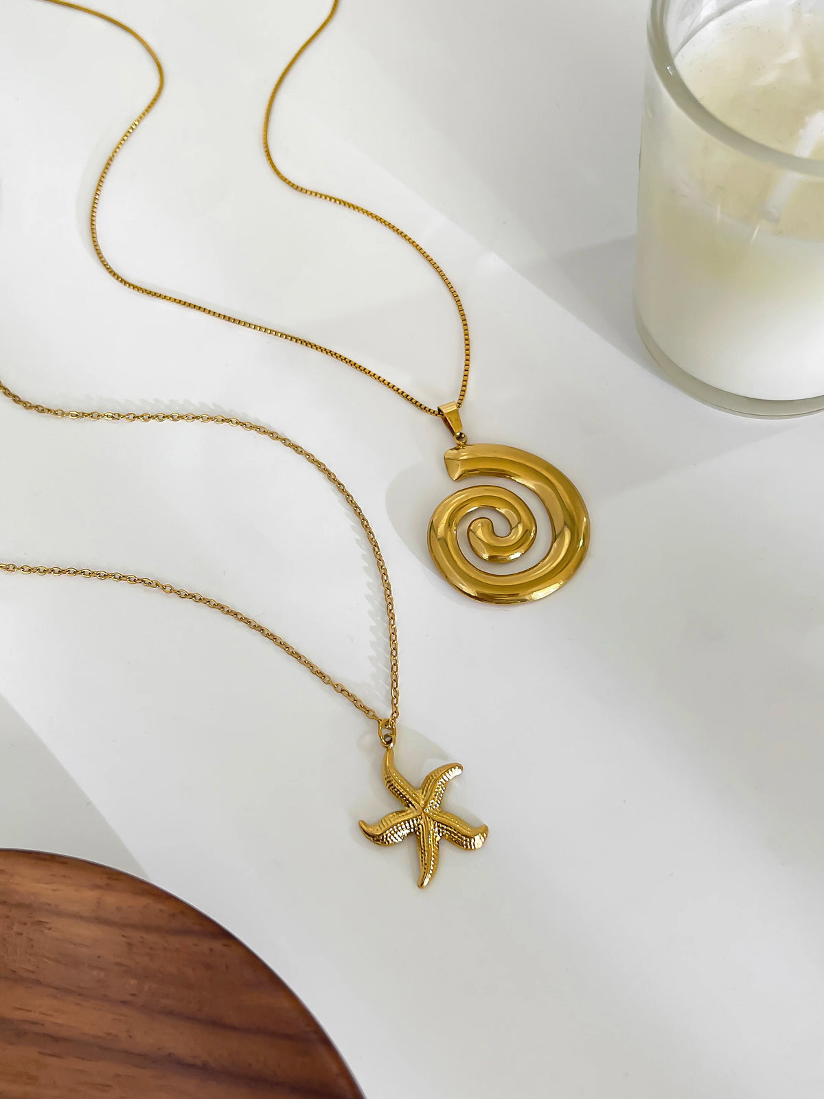 Peri'sbox New Fashion Starfish Hollow Vortex Collana con ciondolo a spirale per le donne Placcato oro 18 carati Appannamento Gioielli gratuiti Regali Estate