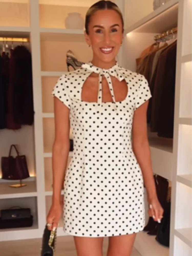 Abito Elegante Estivo 2026 da Donna con Stampa a Pois e Inserti in Pizzo, Vestito da Spiaggia Senza Maniche con Schiena Scoperta in Raso e Spalline Sottili