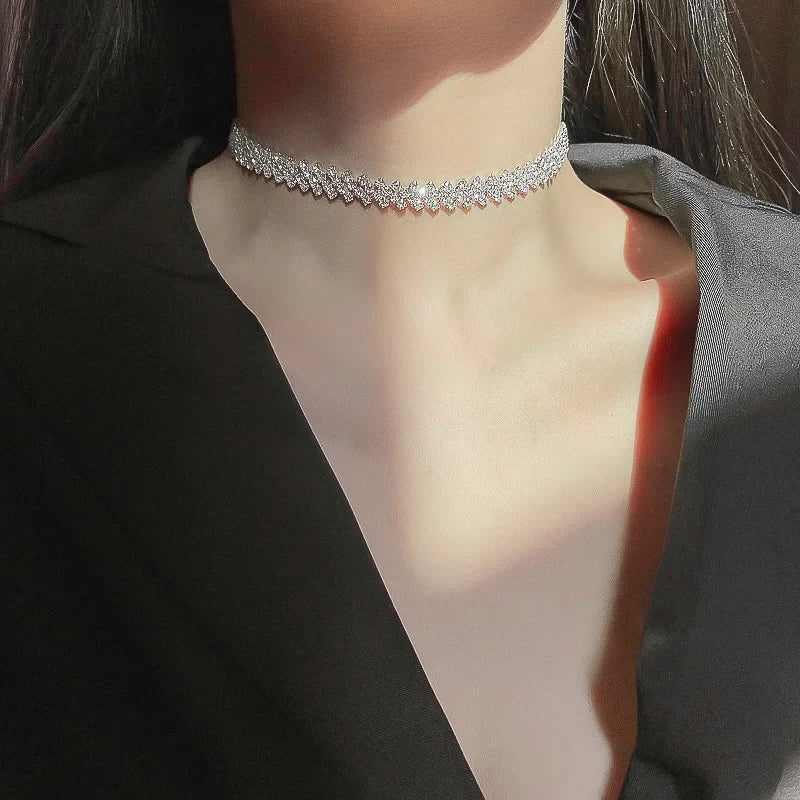 Collane con ciondolo a forma di cuore con ali d'angelo Colore argento 5A Cubic Zirconia Stile minimalista Catena clavicola Gioielli per donne e ragazze