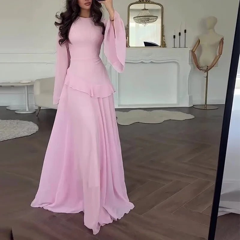 Elegante Abito Lungo in Chiffon Blu con Volant, Vestito Aderente con Collo Tondo e Maniche a Campana, Nuova Collezione 2026 per Matrimoni e Feste