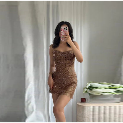 Abito da festa in pelle con ritaglio sexy Guaina senza maniche Lunghezza pavimento Scava fuori Bustier Abito aderente Abiti da sera con cerniera divisa sul retro