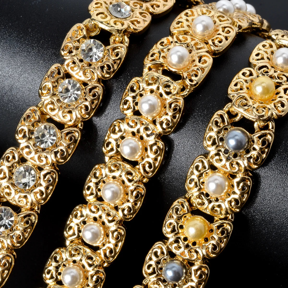 Dubai Luxury Quality Jewelry Set For Women Trend Pearl Necklace Bracelet Ring Earrings Jewelry Set 18k Gold Plated Jewelry