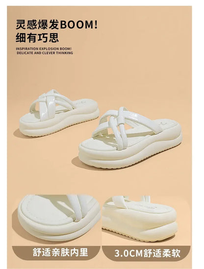 Neue Sommer-Arrivals: Sandalen und Badelatschen, modisch, atmungsaktiv, rutschfest, leicht, lässig, für drinnen und draußen, Strand und Alltag