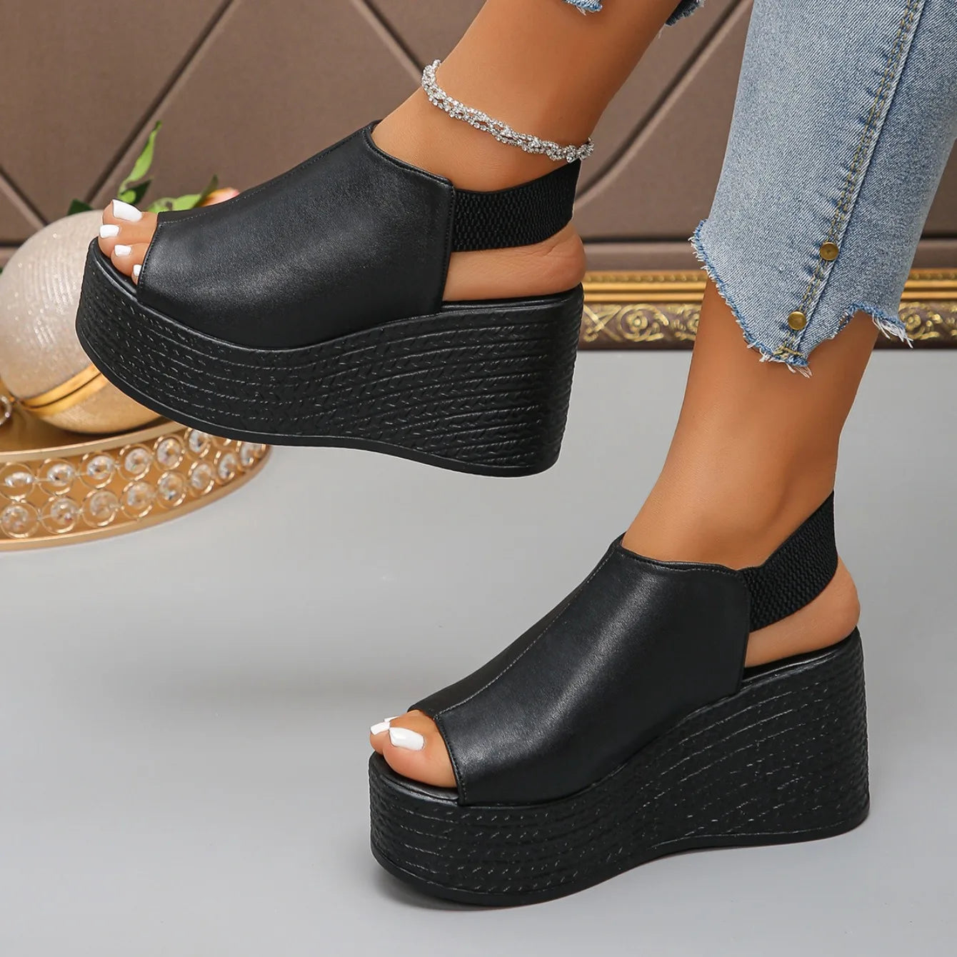 Sandali da donna Sandali con zeppa in pelle estiva di alta qualità Donna 2025 Nuova piattaforma Scarpe con tacco alto Sandali eleganti open toe sexy
