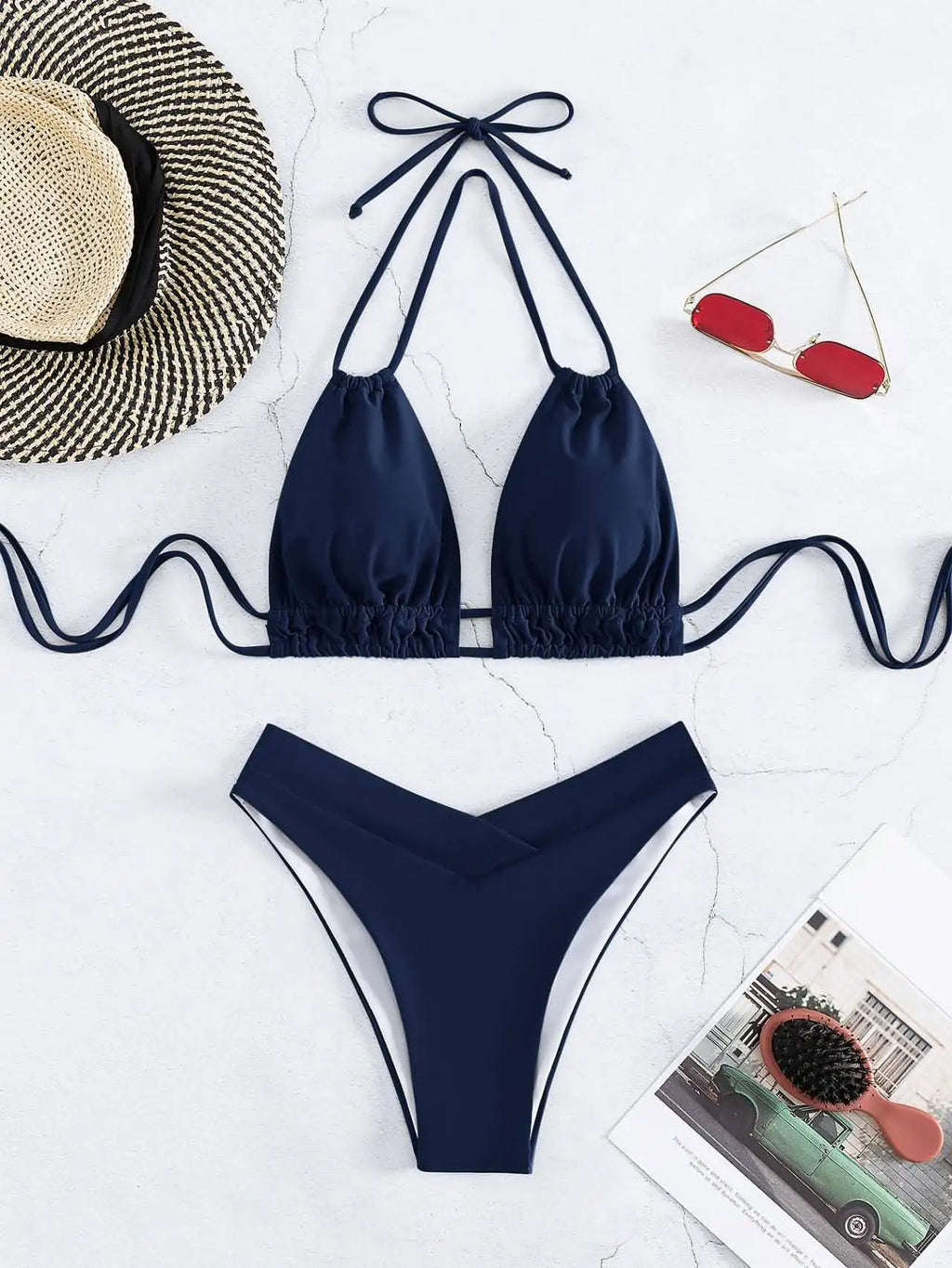 Costume da bagno bikini solido in nylon Costume da bagno sexy con modellazione di moda da donna 2025 Nuovo stile da spiaggia per costume da bagno