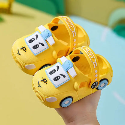 Estate nuovi bambini sandali vuoti bambino simpatico cartone animato auto pantofole per la casa ragazzi scarpe da spiaggia antiscivolo traspiranti scarpe morbide per ragazze