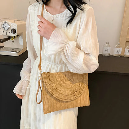 Pochette in paglia intrecciata fatta a mano Borsa in tinta unita Borsa da donna con patta estiva Bohe Portafogli da spiaggia Borsa a tracolla