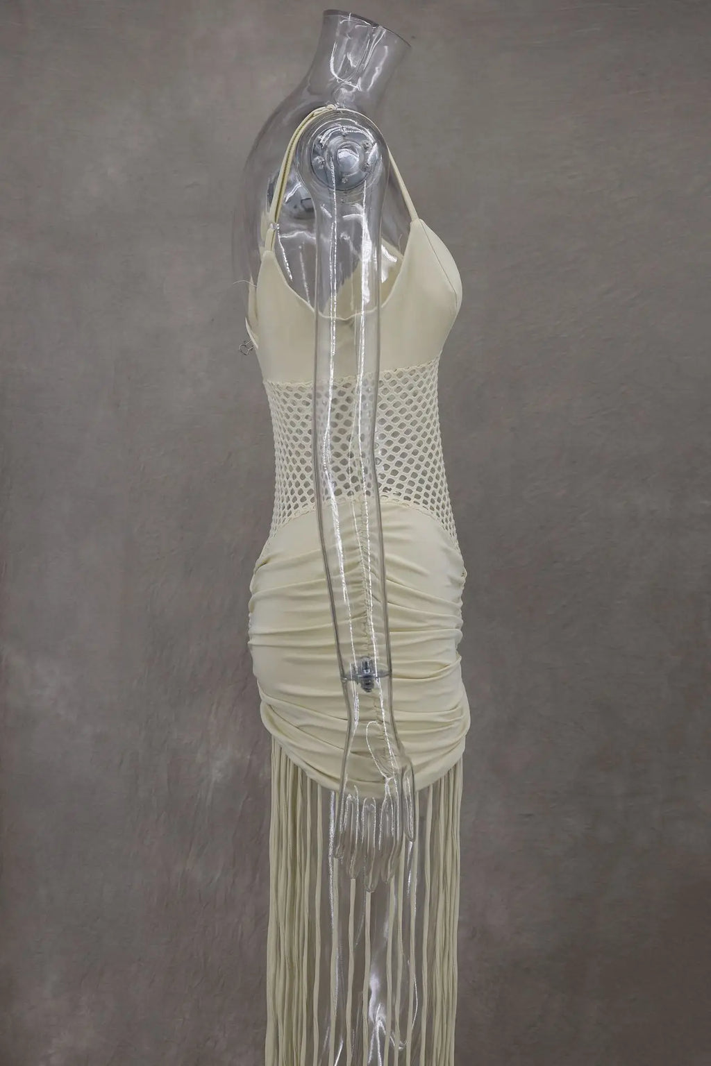 Abito con fionda con giunture sull'orlo con nappa Abito da donna sexy con vita scava fuori Abiti aderenti pieghettati elasticizzati Abito da spiaggia estivo solido femminile
