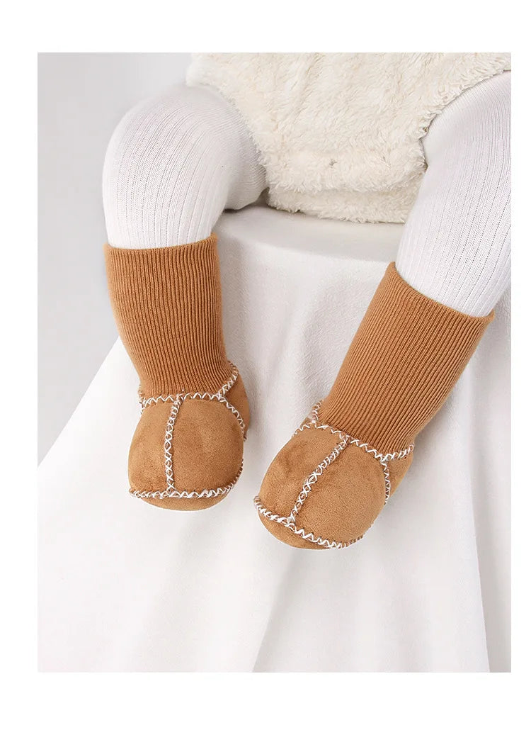 Scarpe spesse in pelle scamosciata per bambini Neonati Stivaletti caldi in peluche invernale Stivaletti per ragazze in pelliccia Pelle di pecora unisex Bambini Ragazzo Primi camminatori