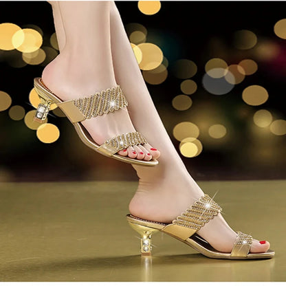 2024 nuove donne estate moda Comfort sandali eleganti oro una parola diamante tacco a spillo sandali con strass tacco medio