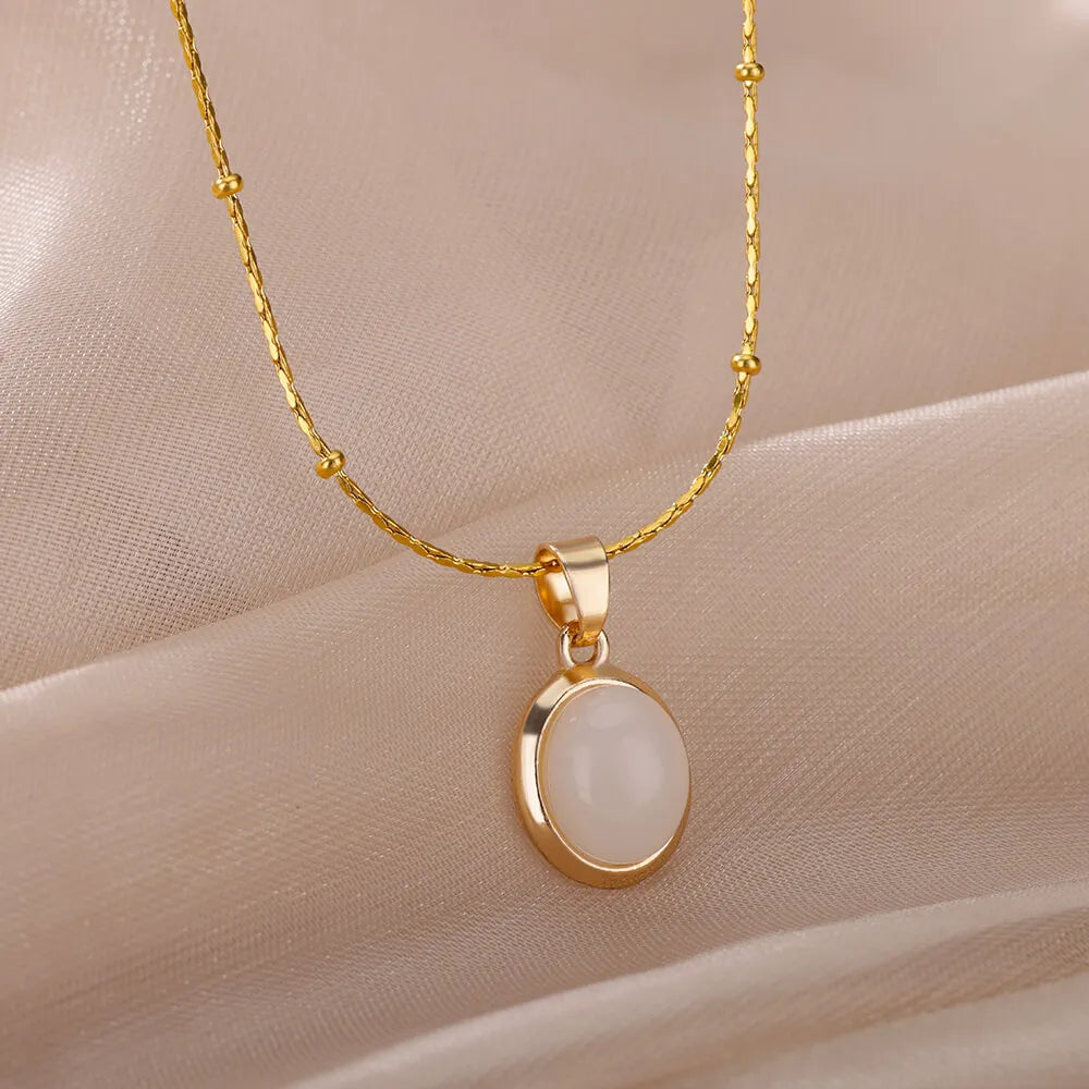 Collana ovale in pietra opale di moda per donna Collana con ciondolo in pietra ovale color oro in acciaio inossidabile Regalo di gioielli estetici per matrimonio