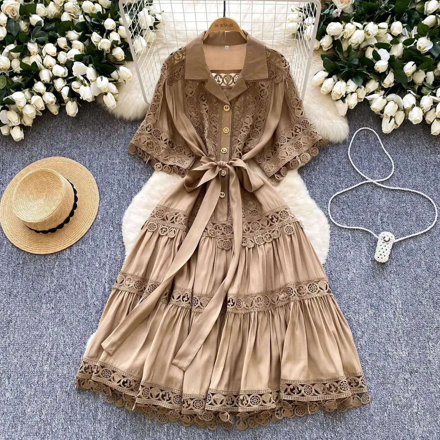 Abiti midi scavati di lusso Camicia da donna Vacanza estiva Elegante bottone monopetto Cintura in pizzo Ricamo Vestido lungo da festa
