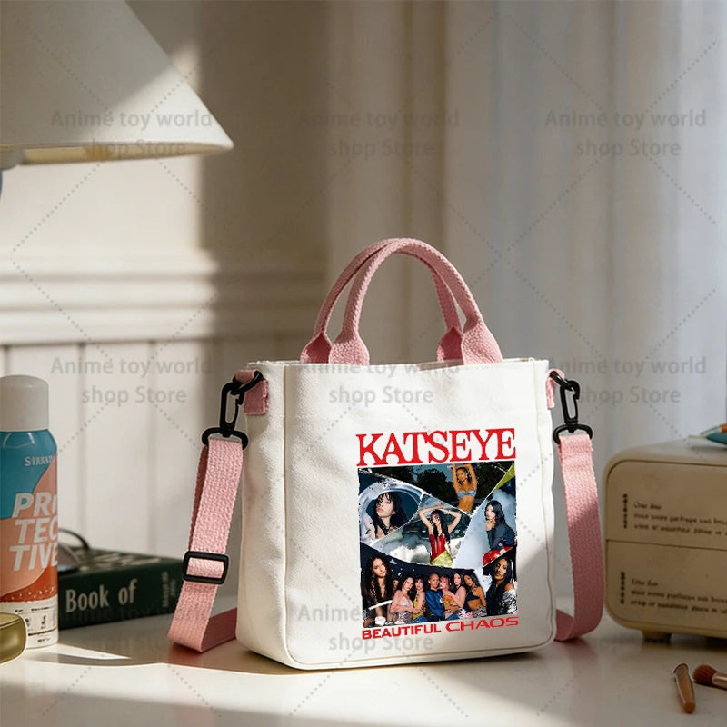 KATSEYE Borse di tela da donna Borsa a tracolla per ragazze Borse tote moda Ragazza Borsa tote per cartoni animati Borsa di grande capacità Borse per la spesa Regalo