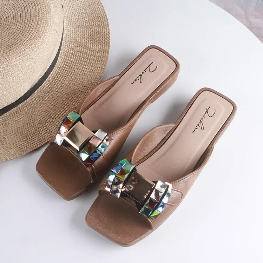 Claques d'été une pièce, nouvelles sandales de plage tendance à strass de couleur unie, chaussures plates décontractées pour femmes