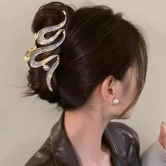 Clip per artigli per capelli in metallo di grandi dimensioni di lusso Forcine irregolari Punk Capelli in cristallo Granchi Barrettes Clip per mascelle vintage Accessori per capelli da donna
