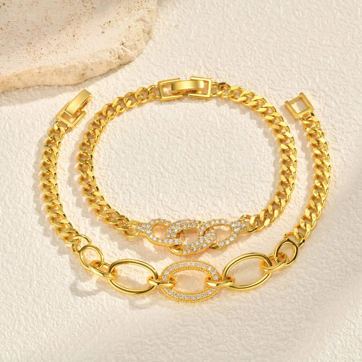 Bracelet pour femme de luxe avec breloque géométrique en zircon AAA, bracelets exquis en chaîne en métal plaqué or, bijoux de mariage de haute qualité